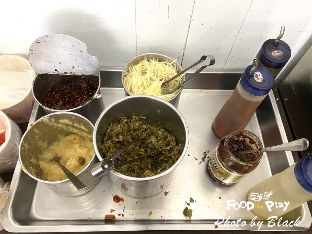 清水牛肉麵配料台